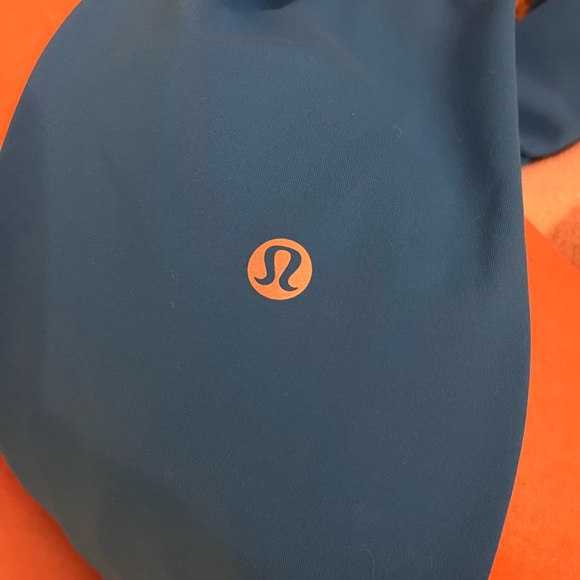 like new blue lululemon wonder train leggings - Picture 2 of 4
